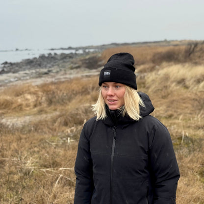 TURA - ULL BEANIE SVART