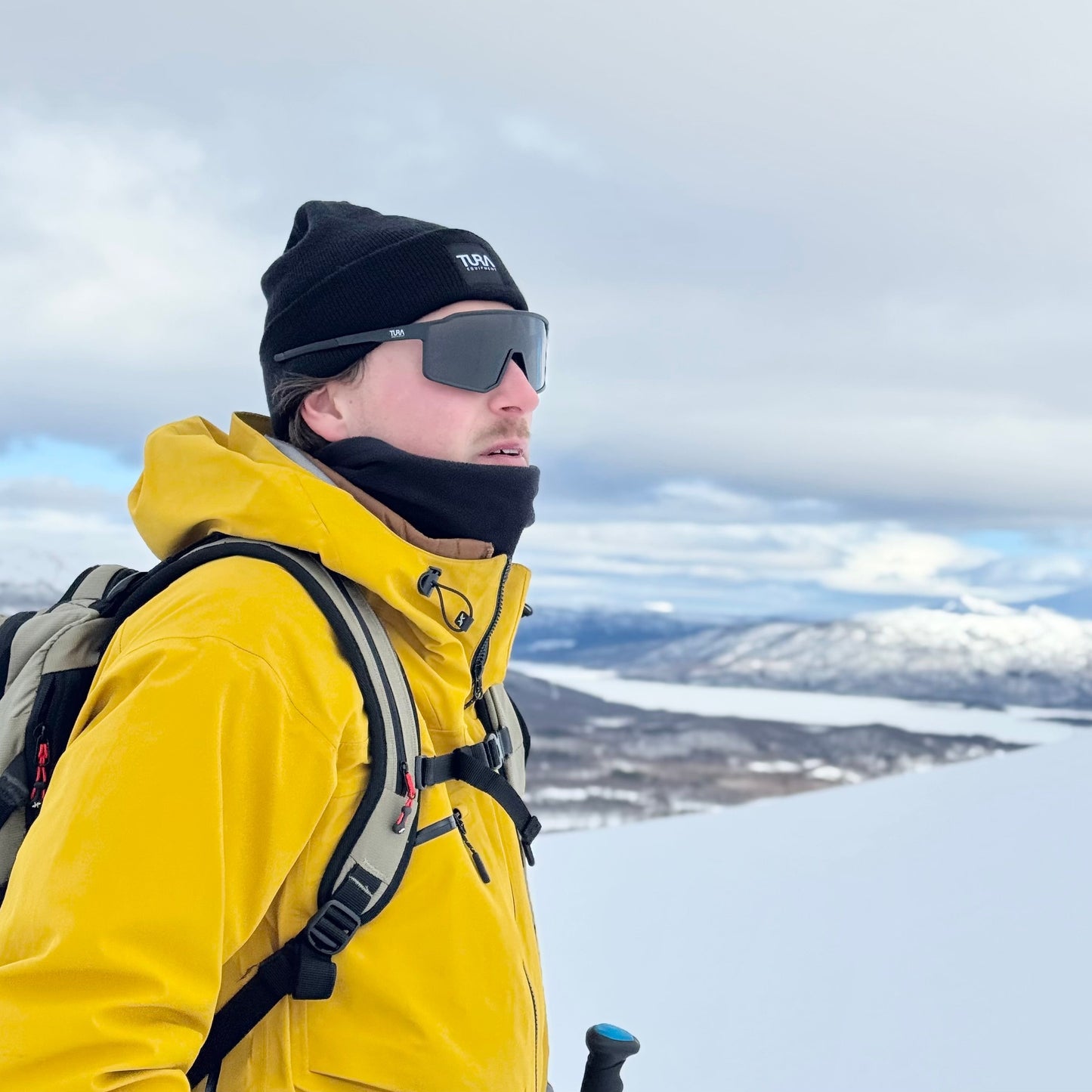 TURA - RYFJÄLLET SOLGLASÖGON SVART