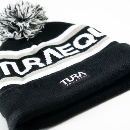 TURA - POMPOM BEANIE