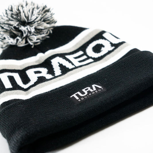 TURA - POMPOM BEANIE